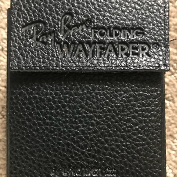 Folding classic wayfarer tortoise Ray-Bans w/ case - Picture 4 of 8